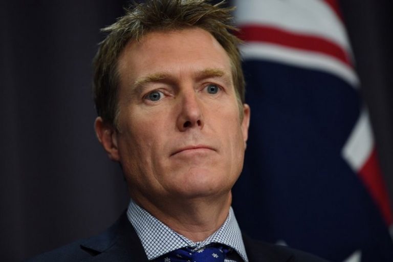 Attorney General Christian Porter breaches law over three years, claims it was a mistake